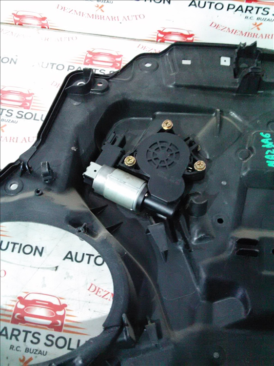 Motoras macara geam usa dreapta fata MAZDA 6 an fabr. 2004