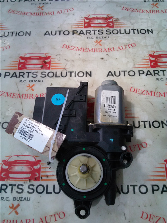Motoras macara geam usa dreapta fata VOLKSWAGEN POLO an fabr. 2005