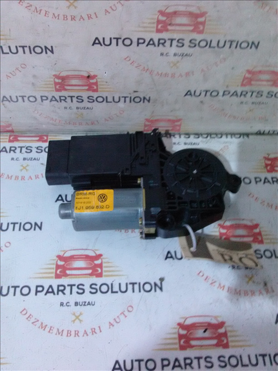 Motoras macara geam usa dreapta fata VOLKSWAGEN GOLF 4