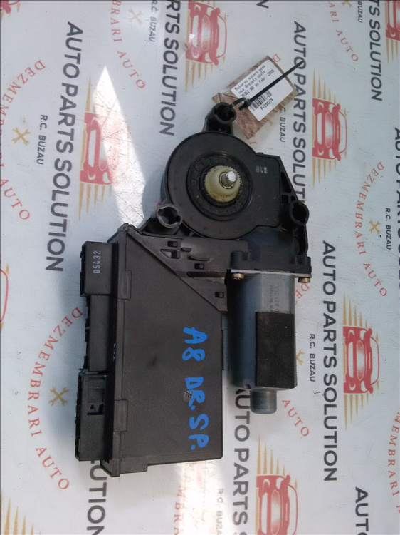 Motoras macara geam usa dreapta spate AUDI A8 an fabr. 2006