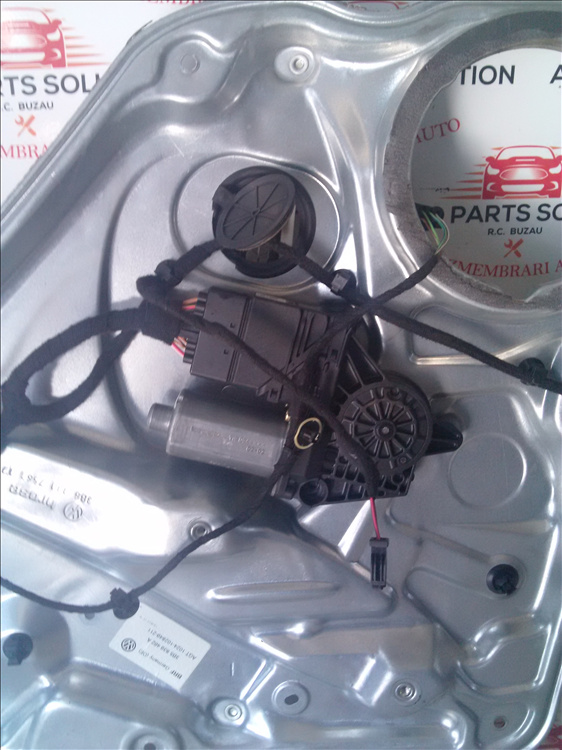 Motoras macara geam usa dreapta spate VOLKSWAGEN PASSAT B5.5