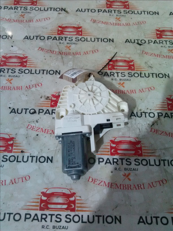 Motoras macara geam usa stanga fata AUDI Q5