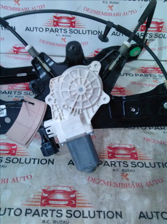 Motoras macara geam usa stanga fata FORD FOCUS 3 an fabr. 2014