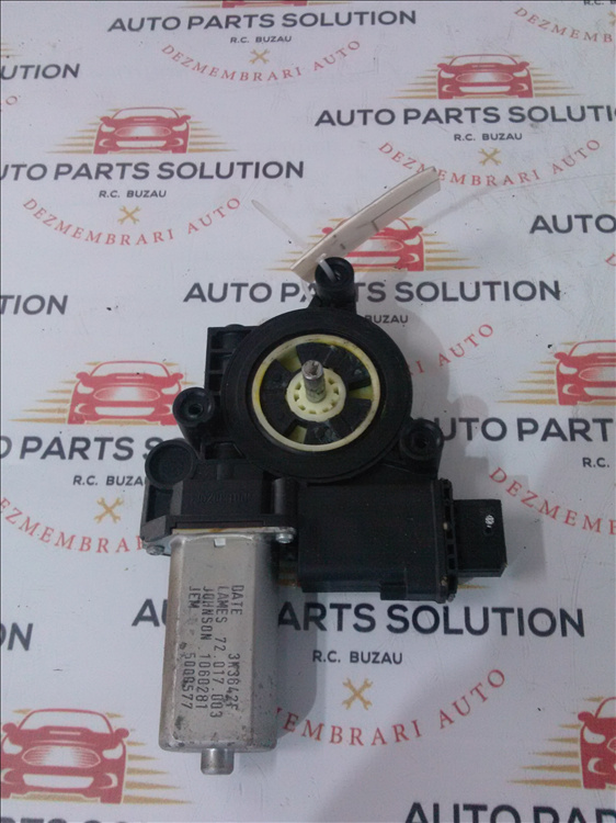 Motoras macara geam usa stanga fata OPEL CORSA D an fabr. 2009