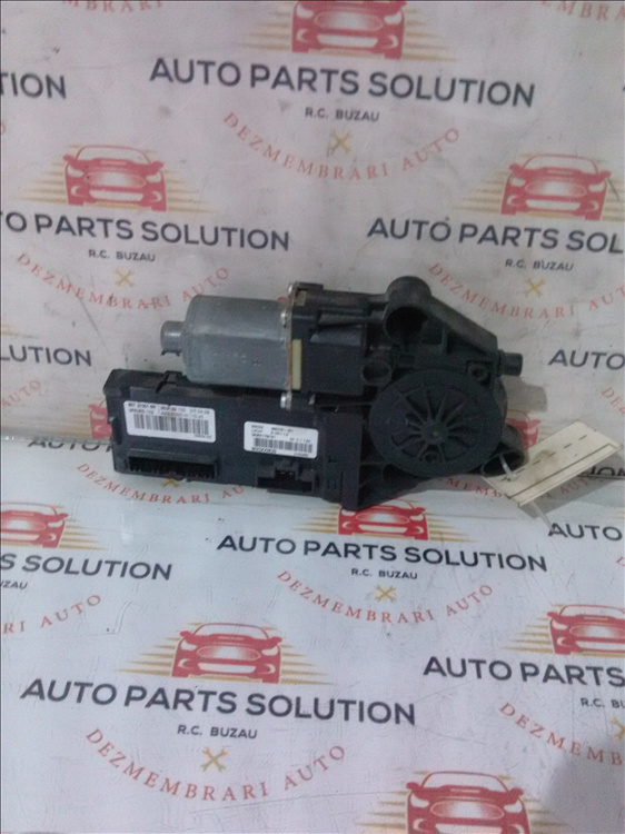 Motoras macara geam usa stanga fata RENAULT Megane 3
