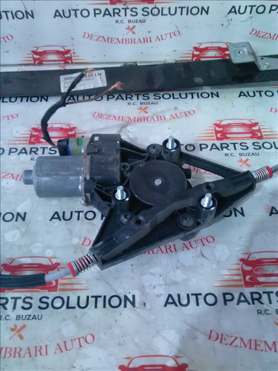 Motoras macara geam usa stanga IVECO DAILY an fabr. 2009