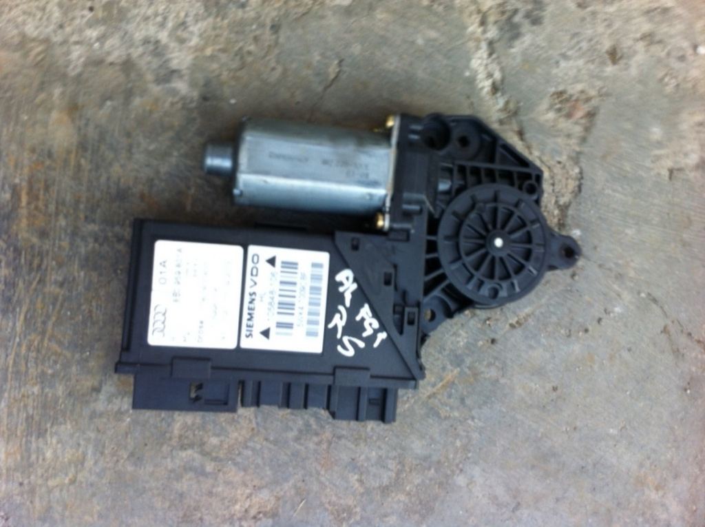 Motoras macara geam usa stanga spate Audi A4 B6 [2000 - 2005] Avant wagon 5-usi 2.0 FSI MT (150 hp) 2.0 FSI AWA