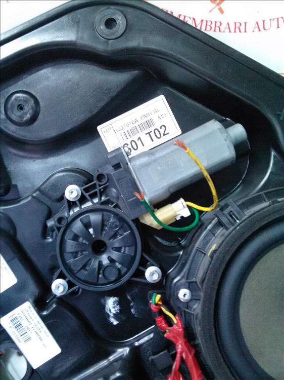 Motoras macara geam usa stanga spate HYUNDAI ELANTRA an fabr. 2013