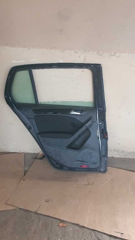 Motoras macara geam usa stanga spate Vw Golf 6 hatchback an de fabricatie 2011