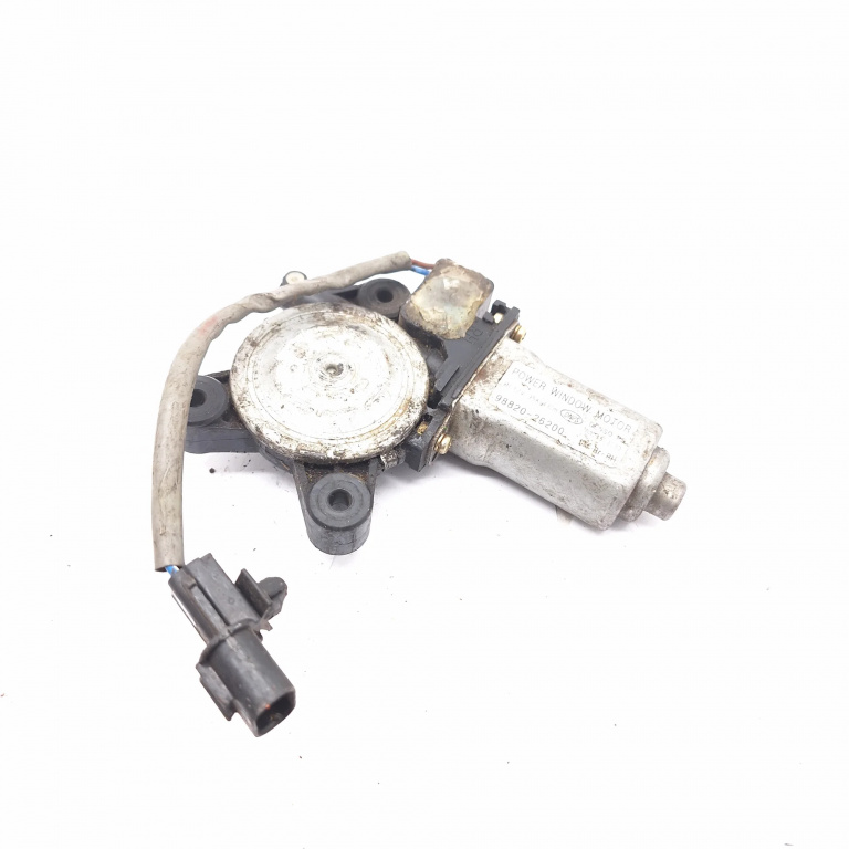 Motoras Macara Hyundai Santa Fe 1 (Sm) 2000-2006 Spate Dreapta 9882026200, 037153030 Denso