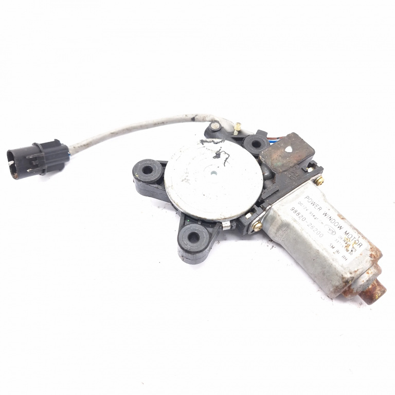 Motoras Macara Hyundai Santa Fe 1 (Sm) 2000-2006 Spate Dreapta 9882026200, 037153030, 98820-26200 Denso