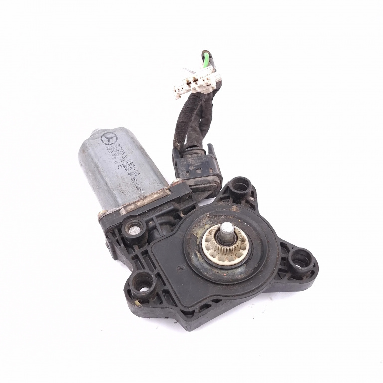 Motoras Macara Mercedes-Benz C-Class (W203) 2000-2007 Fata Stanga A2208204642, 119651105, 7743003004, 19655861A, 05091605 Brose, Siemens