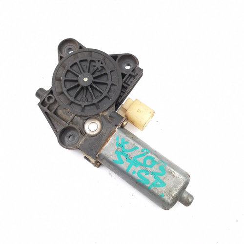 Motoras Macara Mercedes-Benz C-Class (W203) 2000-2007 Spate Stanga 0130822008, 0 130 822 008, 104048...