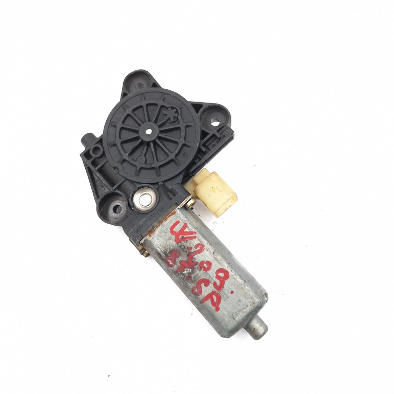 Motoras Macara Mercedes-Benz C-Class (W203) 2000-2007 Spate Stanga 0130822008, 104048Xxx Bosch