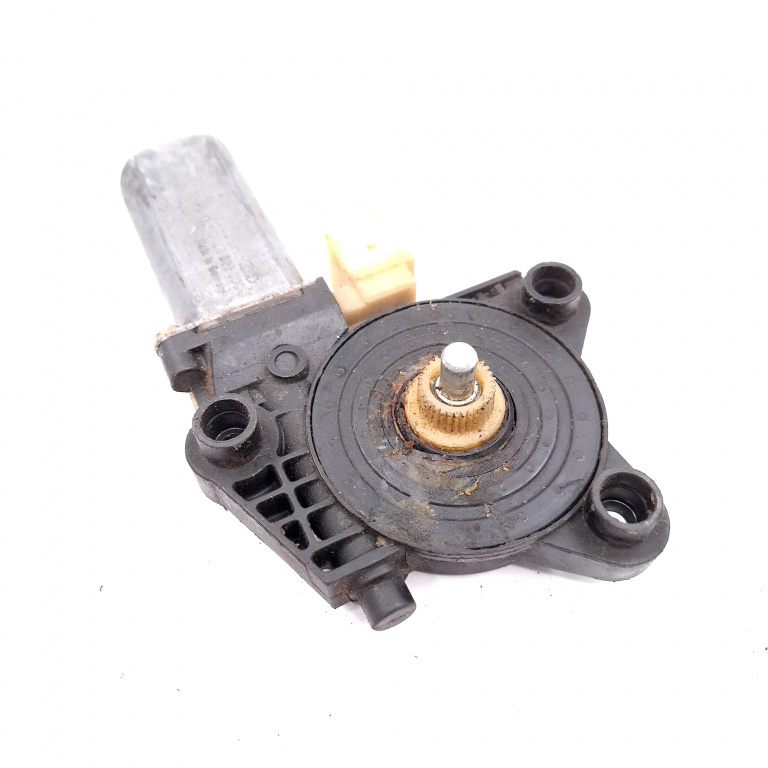 Motoras Macara Mercedes-Benz C-Class (W203) 2000-2007 Spate Stanga A2038202942, 104048Xx, 0130822008 Brose,Bosch