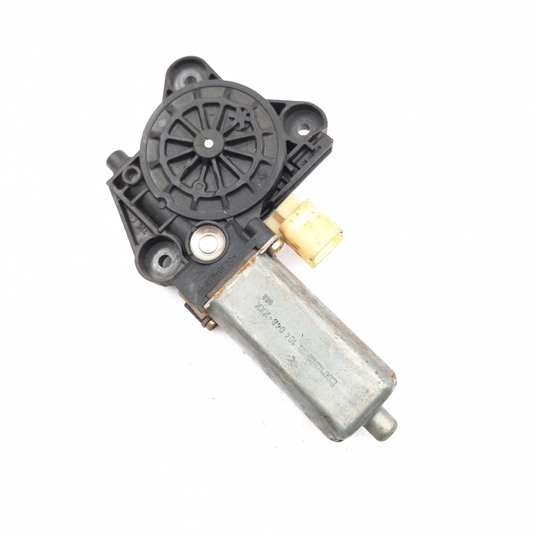 Motoras Macara Mercedes-Benz C-Class (W203) 2000-2007 Spate Stanga 0130822008, 0 130 822 008, 104048Xxx, 104 048 Xxx Brose/Bosch