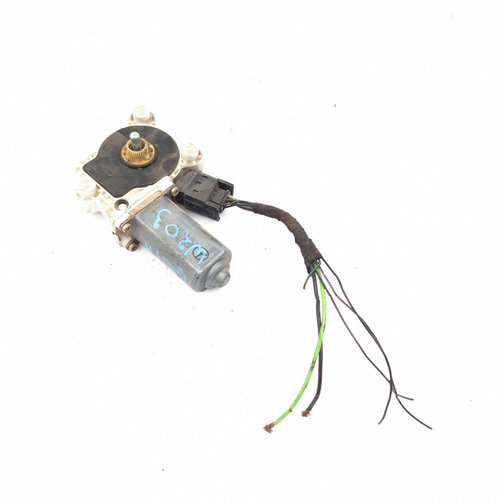 Motoras Macara Mercedes-Benz C-Class (W203) 2000-2007 Fata Dreapta