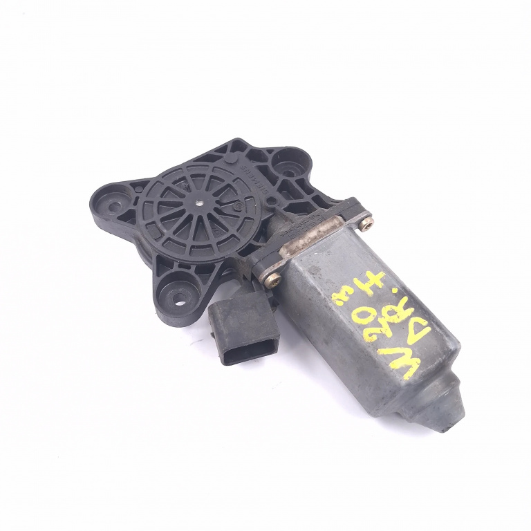 Motoras Macara Mercedes-Benz C-Class (W203) 2000-2007 Fata Dreapta A2208204542, 119650105, 7743003003, 0536004901 Brose, Siemens
