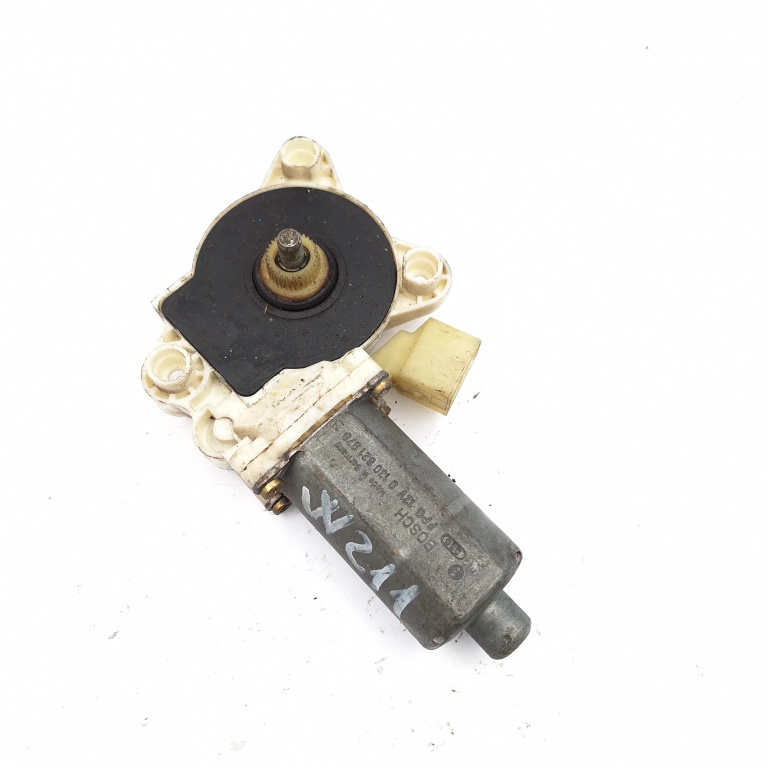 Motoras Macara Mercedes-Benz E-Class (W211) 2002-2009 Fata Stanga 0130821970, A2118202942, 993626101, 0 130 821 970 Bosch