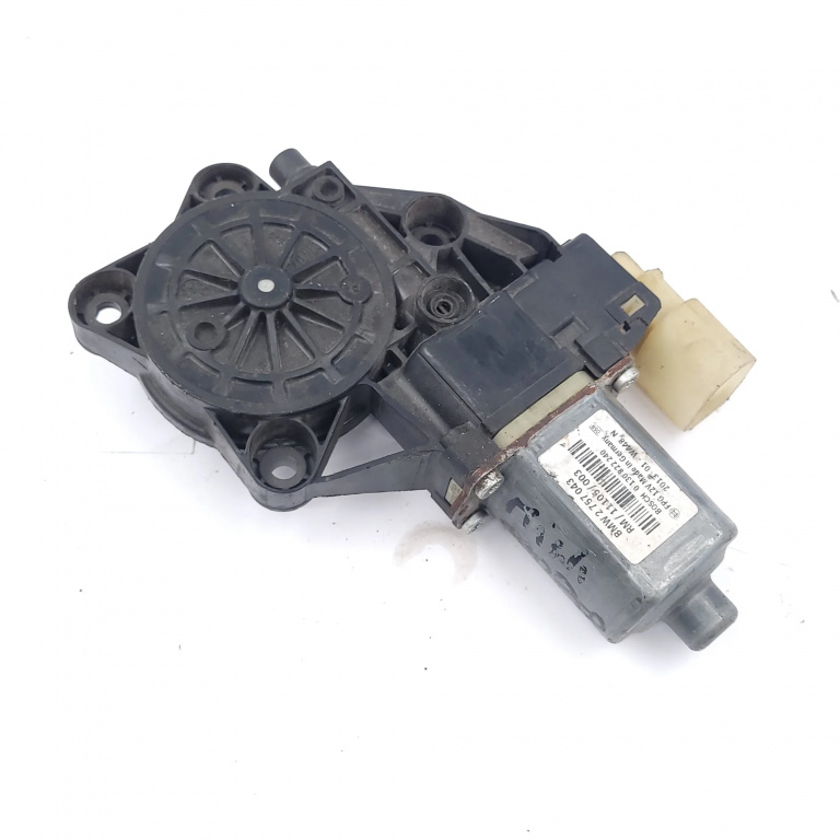 Motoras Macara Mini Mini (R56) 2006-2014 Fata Stanga 2757043, 0130822240, 11105003 Bosch