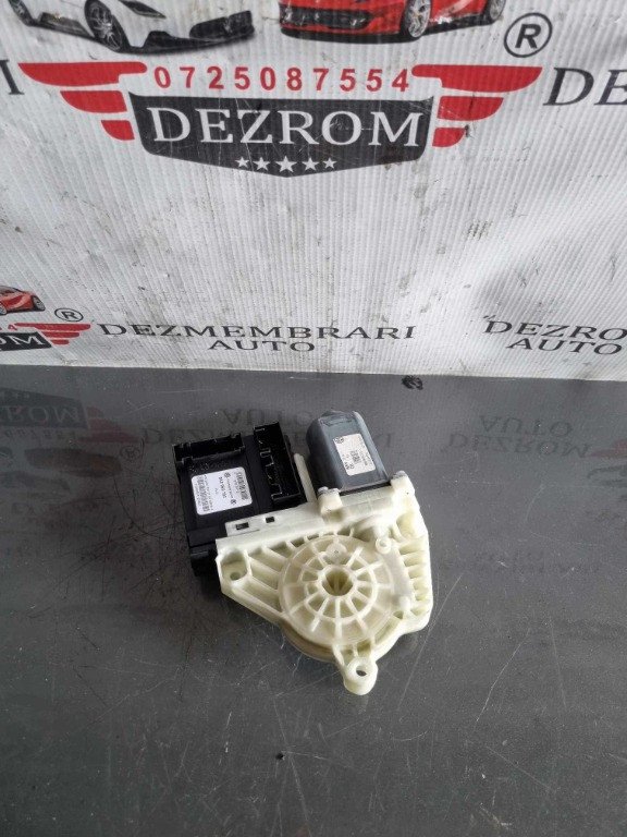 Motoras macara + modul usa stanga fata VW Golf 6 cod piesa 5K0959793 / 5K0959701D