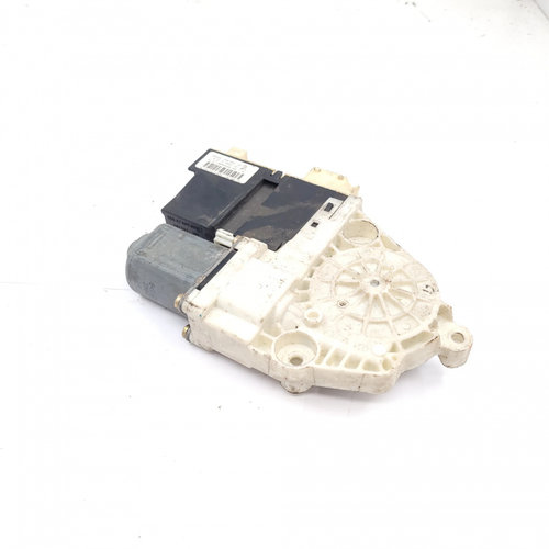 Motoras Macara Peugeot 307 2001-2008 Fata Dreapta 996388101, 503820090404, Xj571V45, 5556200900, 981...
