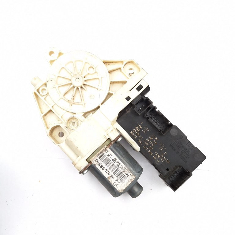 Motoras Macara Peugeot 407 2004-2011 Fata Dreapta 9663036580, 0130822201, 994421108, 995189109, 995189015, 1137328403 Brose