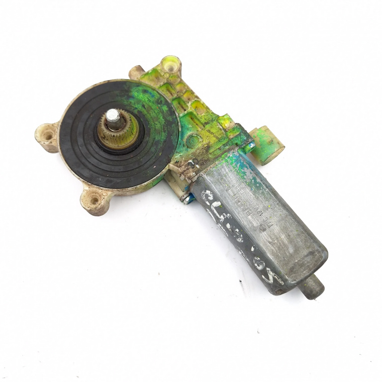 Motoras Macara Renault Clio 2 / Symbol 1 1998-2008 Fata Dreapta 0130822020, 106213Xxx Bosch