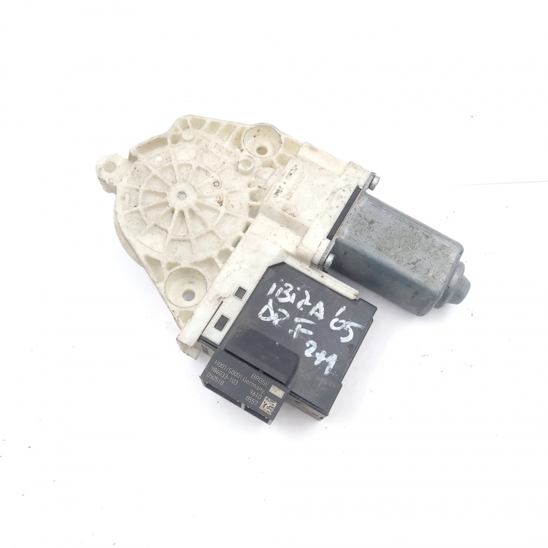 Motoras Macara Seat Ibiza Mk4 (6L) 2002-2008 Fata Dreapta 986033103, 0505180557, 0536010901, 986033-103, 7746015700, 987085100, 11115420 Brose