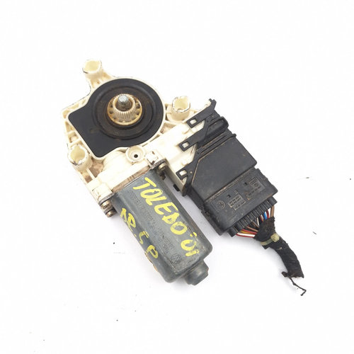 Motoras Macara Seat Toledo Mk 2 (1M) 1998-2006 Spate Dreapta 0536006001, 101386101, 7746002301, 1910...