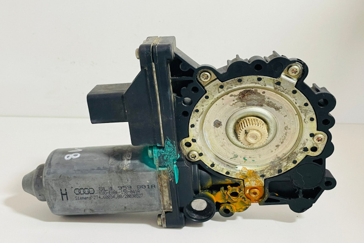 Motoras macara Siemens dreapta fata 8L4959801A Audi A3 8L [1996 - 2000]