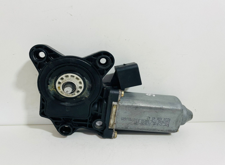 Motoras macara Siemens geam dreapta fata 119650-105 /119650105 Mercedes-Benz C-Class W203 [2000 - 2004]