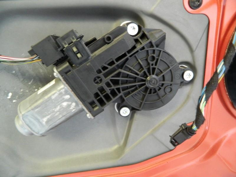 Motoras macara Skoda Fabia 2 2006-2010