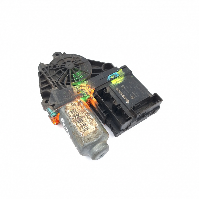 Motoras Macara Skoda Octavia 2 (1Z) 2004-2013 Fata Dreapta 1T0959702J, F005S00294, 974627103, 1K0959793, 402131A Bosch, Brose