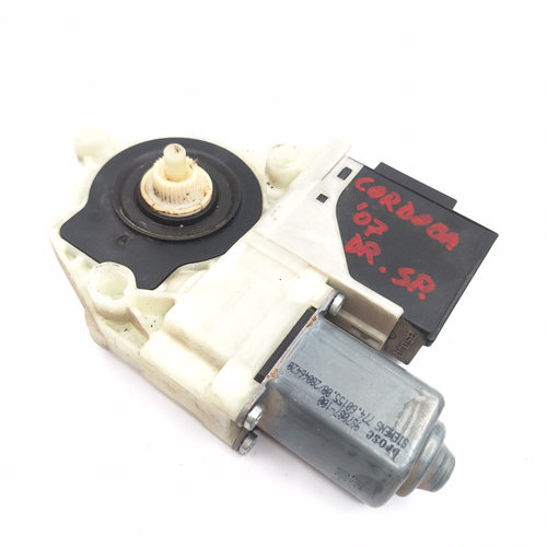 Motoras Macara Spate,dreapta Seat CORDOBA (6L) 2002 - 2009 986037105, 986 037 105, 7746015500, 774.6...