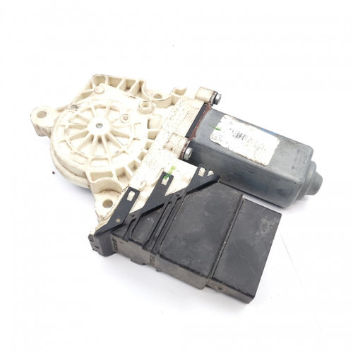 Motoras Macara Spate,dreapta VW GOLF 5 2003 - 2009 C12696100, 960092100, 7746019700, C12696-100, 180...