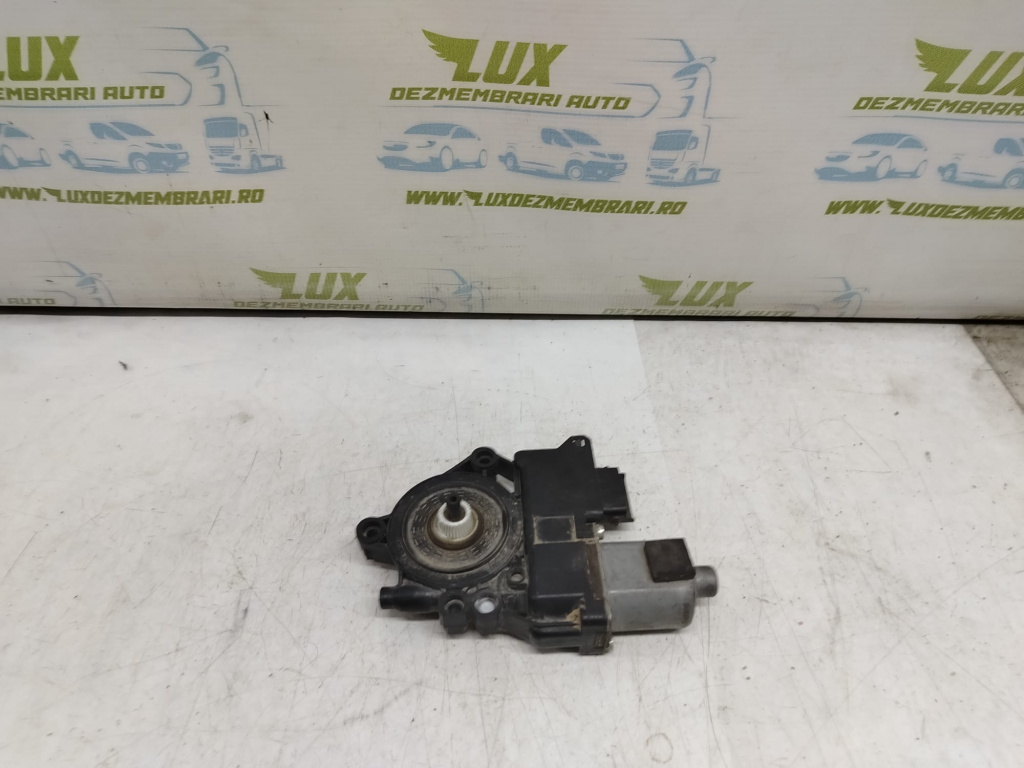 Motoras macara spate stanga 1137328730 Hyundai i40 VF [2011 - 2015]