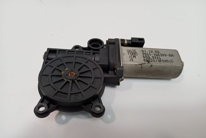 Motoras macara stanga fata 2S5114A389AA Ford Fiesta 5 [2001 - 2007]