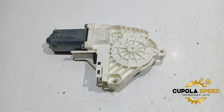 Motoras macara stanga fata 810959801B Au