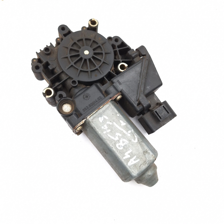 Motoras Macara Stanga,fata Audi A4 B5 (8D) 1994 - 2001 0536001402