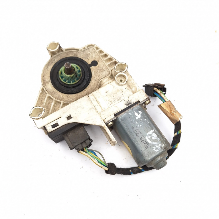 Motoras Macara Stanga,fata Audi A6 (4F, C6) 2004 - 2011 4F0959801B, 0536010002, 11099709105, 995078101, 7746006801, 14054641