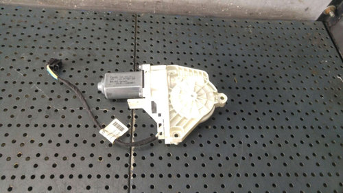 Motoras macara stanga fata audi a6 c6 4f 997007360 8k0959811c 1101997001360