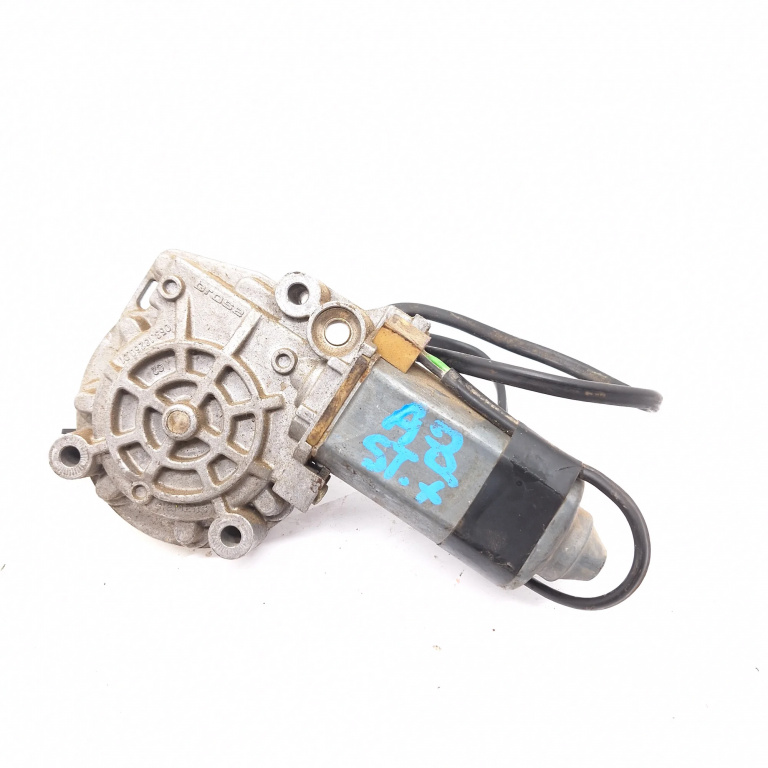 Motoras Macara Stanga,fata Audi A8 (4D) 1994 - 2002 0531826001, 053.18260.01