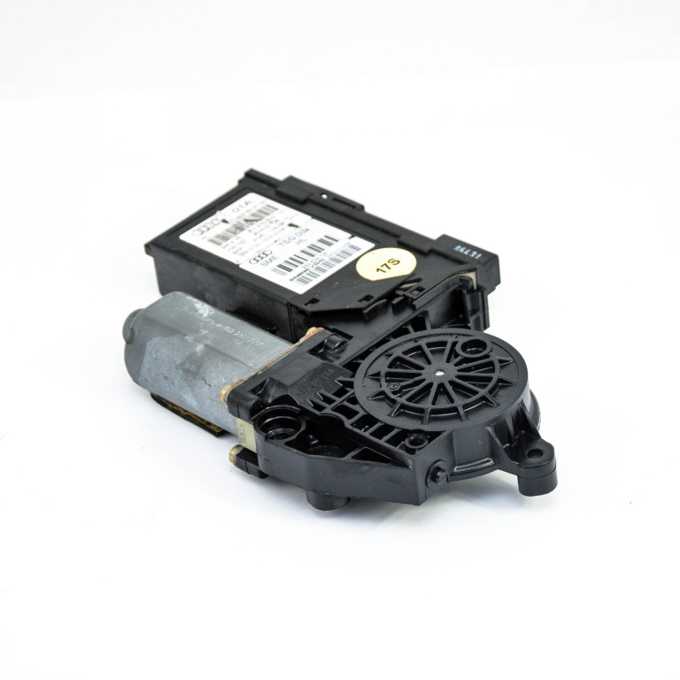 Motoras Macara Stanga Fata Audi A8 (4E) 2002-2009 4E0959801A Siemens Vdo