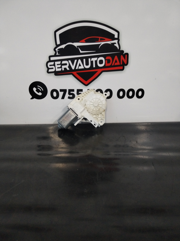 Motoras macara stanga fata Audi Q3 (2011-2017) [8U] 2.0 Motorina 2011, 8K0959801B