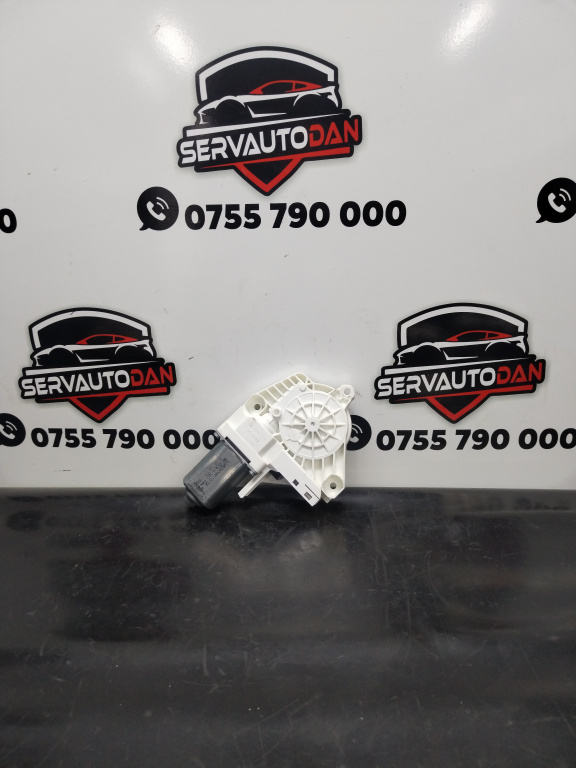 Motoras macara stanga fata Audi Q5 (2008-2012) [8R] 2.0 Motorina 2012, 8K0959801B