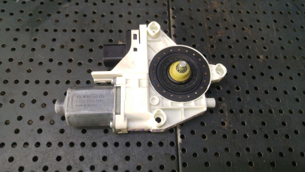 Motoras macara stanga fata dodge journey 962581100 0130822473