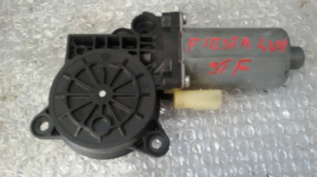 Motoras macara stanga fata ford fiesta 4 usi 0130821938