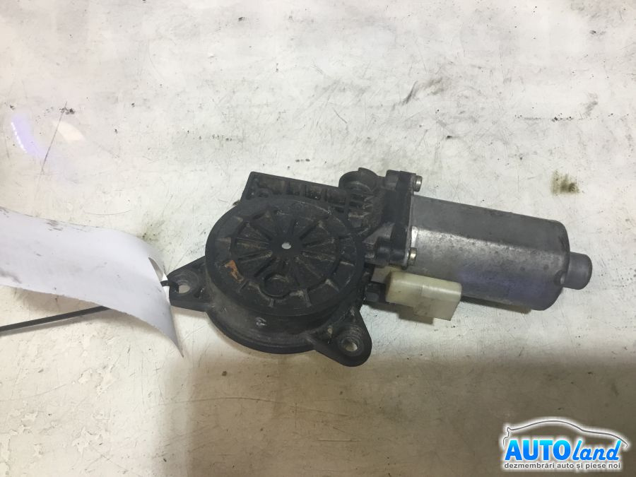 Motoras Macara Stanga Fata Ford FIESTA V JH ,JD 2001