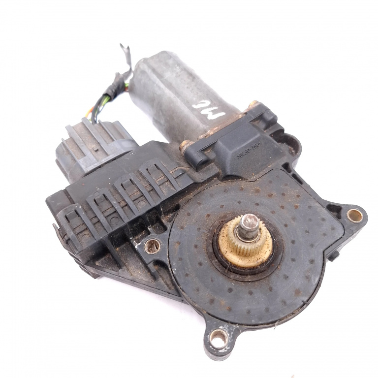 Motoras Macara Stanga Fata Ford Mondeo Mk 3 2000-2007 0130821770, 3000010861